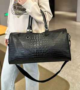 2025สินค้ามาใหม่กระเป๋าทรงดัฟเฟิลหนังแท้สำหรับผู้หญิงกระเป๋าหนังสำหรับเดินทาง - Product Image 5