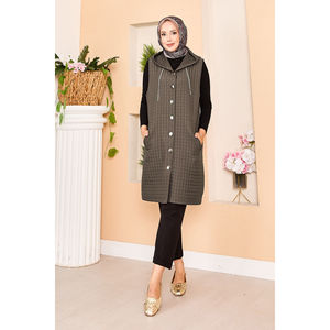 Chaleco Acolchado con Capucha para Mujer, Color Visón Oscuro, Detalle de Botones Dorados, Detalle de Piel Bordada, Talla Grande, Ropa de Invierno, Tejido de Punto - Product Image 1