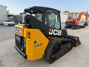 Chargeuse compacte sur chenilles diesel JCB 215T professionnelle, jaune, à vendre - Product Image 4