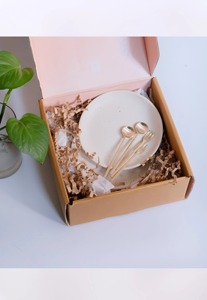 Modern Round Golden Stainless Steel <b>Spoon</b> With Long Handle For Dining Table Kitchen Serving Desserts And <b>Soups</b> - Product Image 2