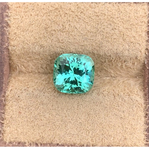 Tourmaline bleue naturelle de qualité excellente, taille coussin, 4,15 carats, provenant d'Afghanistan. - Product Image 1