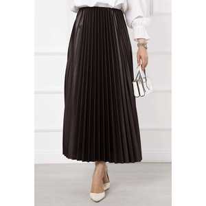 Jupe longue modeste en satin marron plissée avec taille naturelle - Product Image 2