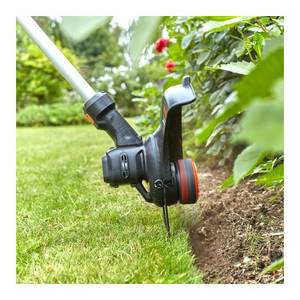 Podadora a Batería de 36V con 1 Batería y 2.5Ah, Profundidad de Corte 33cm BCSTE636L1 para Herramientas de Jardín - Product Image 5