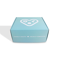 Vente en gros de boîte cadeau postale en carton ondulé robuste de grande taille de couleur unie mate avec impression double face