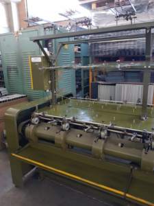 Machine textile motorisée à assemblage et enroulement manuel double face Colleoni avec 30 broches 4 têtes pour la soie - Product Image 6