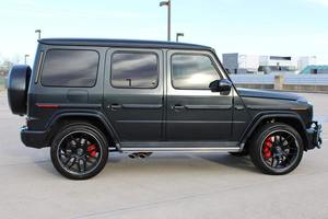 LUXURY RIDE 2021 AMG G63 V8 biturbo, transmission intégrale, Designo Night Black Magno, très bien équipé - Product Image 2