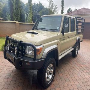 Color marrón blanco LHD/RHD To yotas LandCruiser 1Hz Pickup Diesel Manual en venta Venta en venta - Product Image 5