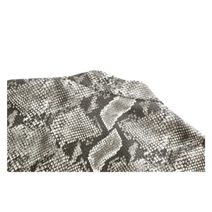 Vestes d'hiver matelassées pour femmes à prix abordable, logo personnalisé, tricotées, imperméables, écologiques, respirantes, fabriquées au Pakistan - Product Image 4