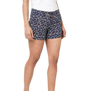 Venta al por mayor de pantalones cortos de rizo de algodón transpirables para mujer, ropa de entrenamiento personalizada, pantalones cortos deportivos de algodón 100% para mujer de Pakistán - Product Image 6
