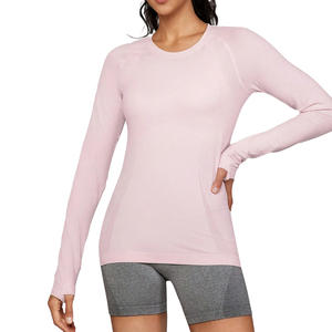 Vente en gros de haut de compression à manches longues pour femmes avec logo personnalisé Tissu doux et respirant pour le fitness, la course à pied, la salle de sport Imprimé et lavé - Product Image 1