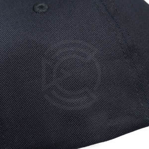 Gorra de béisbol de alta calidad con tela duradera, costuras llamativas y que la convierte en elegante y cómoda. - Product Image 5