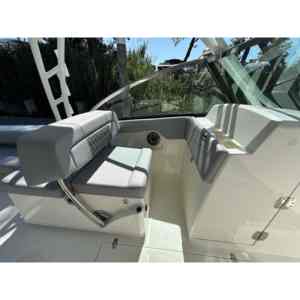 Cobia 280 DC 2026 en Nueva Condición, Material Plástico, Motor Yamaha de 500HP, Capacidad de Combustible de 172 Galones - Product Image 4