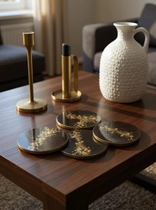 Sous-verres carrés en résine époxy faits à la main, design moderne, bord métallique noir et or, diamètre 10 cm, REHMAN CRAFT - Product Image 4