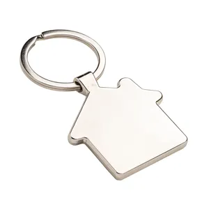 Portachiavi Personalizzato a Forma di Casetta in Bambù e Metallo, Gadget Promozionale con Moschettone - Product Image 5