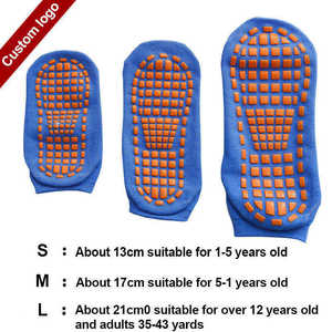 Venta al por mayor de silicona antideslizante niños saltar Parque trampolín agarre calcetines logotipo personalizado interior patio deporte para jóvenes fabricados VN - Product Image 2