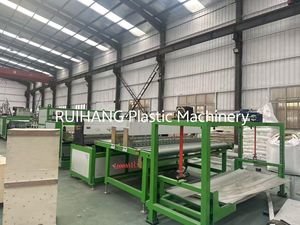 Ligne d'extrusion pour la fabrication de plaques alvéolaires en plastique PP pour coffrage, machines et équipements d'extrusion plastique - Product Image 6