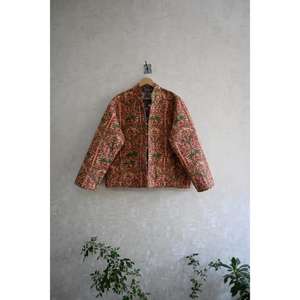 Veste matelassée en coton à imprimé floral, tissée, à manches longues, faite à la main, ethnique, pour l'hiver, pour un usage décontracté et les voyages - Product Image 2