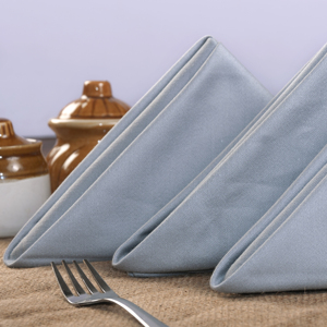 Juego de 6 servilletas tejidas de secado rápido, satén de algodón reciclado sólido, características sostenibles para uso en la cocina - Product Image 1