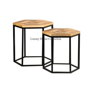 Ensemble de 2 tables gigognes modernes en métal avec dessus en bois de forme hexagonale et cadre enduit de poudre de couleur noire - Product Image 1