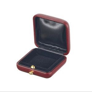 Boîte à bijoux ovale en velours italien pour bagues Boîte-cadeau de vacances pour la Saint-Valentin - Product Image 3