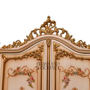 ตู้เสื้อผ้าสไตล์ฝรั่งเศสหรูหราสีเบจ พร้อมงานศิลปะลายดอกไม้เพ้นท์มือ ประดับด้วยทองคำเปลว และลวดลายแกะสลัก เหมาะสำหรับห้องแบบพระราชวัง - Product Image 4