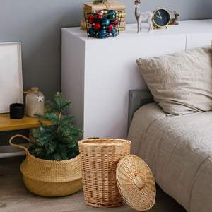 Premium Quality Rattan Dustbin WITH TOP COVER Versatile Use for Bedrooms <b>Offices</b> and Bathrooms Sturdy and Stylish Eco-friendly - Product Image 4