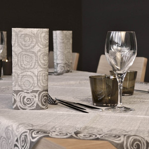 Rossella Black 40x40 cm 100 Uds. Servilletas Airlaid Crate de Mono Premium Servilletas y accesorios de tela - Product Image 2