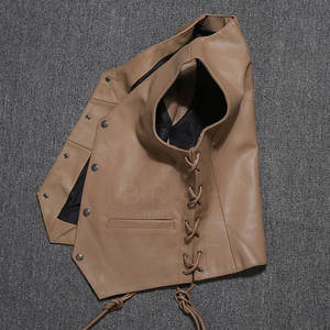 Gilet en cuir classique, design intemporel sans manches, conçu pour la durabilité, le confort et le style décontracté quotidien. - Product Image 2