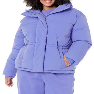 Veste matelassée à capuche pour femme, manteau d'hiver isolé et chaud, vêtement d'extérieur rembourré élégant, couleur lavande violette, avec fermeture à boutons-pression - Product Image 1