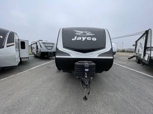 Excelente Oferta: Remolques de Viaje Usados 2024-2025, Campers Jayco, Remolque de Viaje White Hawk 32BH en Venta - Product Image 3
