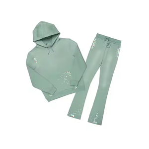 Ensemble respirant : Sweat à capuche et pantalon évasé en molleton 100% coton, teint uni, avec patch brodé et pantalon de survêtement - Product Image 1