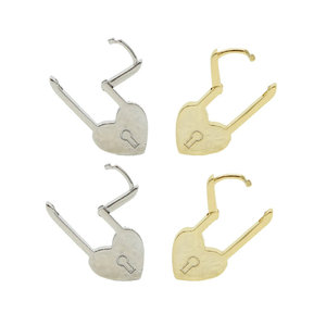 Pendientes de botón con forma de corazón y diseño de animal único, con broche de seguridad para mujeres y niñas, nueva joyería de aleación de zinc, idea de regalo. - Product Image 1