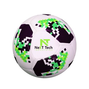 Ballon de football d'entraînement Next Tech Industries en matériau PU pour l'entraînement avec design personnalisé et logo personnalisé - Product Image 4