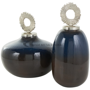 Top Trending Metal <b>Vases</b> in Deep Blue Color Featuring a <b>Unique</b> Round Shape with Elegant Silver Accents for Modern Home Decor - Product Image 3