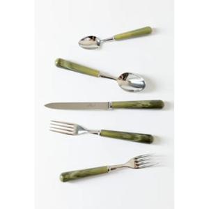 Juego de cubiertos clásicos con mango de resina con cuchillas de acero inoxidable elaboradas con precisión que garantizan una combinación perfecta - Product Image 5