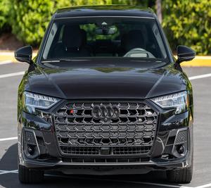 Audi S8 2025 Essence Faible Kilométrage - Product Image 1