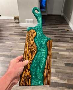 Tabla de cortar de madera y resina de nuevo diseño para cocina, para cortar alimentos, verduras, frutas y preparar carne - Product Image 1