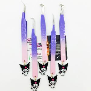 Pinces à épiler professionnelles Hello Kitty pour extensions de cils, en acier inoxydable, anti-magnétiques et durables, emballage et logo mink - Product Image 2