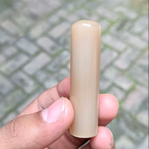 Rouleau de corne de buffle naturel Cylindre poli en douceur pour la fabrication de bijoux à poignée de couteau artisanal et les projets de tournage de bricolage - Product Image 6