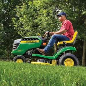 Tractor industrial de cortacésped de cuatro ruedas de 30 pulgadas, grado de potencia para jardín, Golf, cortacésped de corte de gasolina, Tractor - Product Image 1