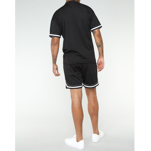 Conjunto de dos piezas informal de verano de alta calidad para hombres, venta al por mayor, camiseta de manga corta, pantalones cortos recortados, chándales - Product Image 6