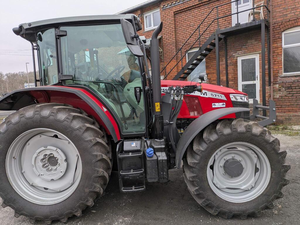 Achetez des équipements agricoles Massey Ferguson 5711M/MF290 4WD haute puissance, neufs et d'occasion, à prix abordables près de chez moi - Product Image 3
