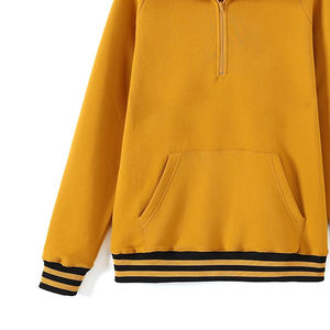 Alpha Gold Quarter Zip Sweatshirt-Col rond en chenille avec bande dorée, manchette côtelée et poche kangourou - Product Image 5