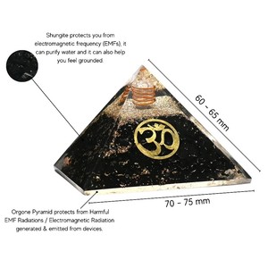 La mejor calidad pulido Shungite piedra preciosa orgón pirámide OM Logo ecológico decorativo vacaciones decoración Navidad al por mayor - Product Image 2