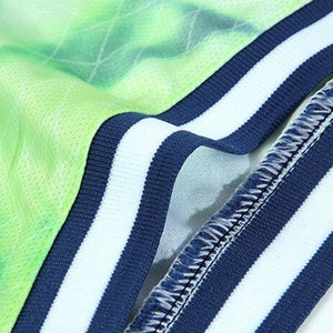 Uniformes de baloncesto con impresión de logotipo personalizado, Conjunto de camiseta reversible con sublimación completa, secado rápido, transpirable, entrega rápida - Product Image 4