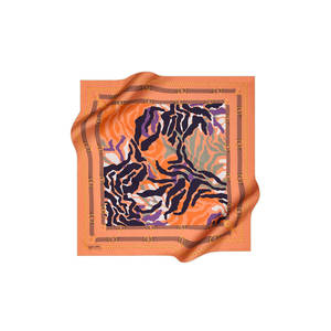 Écharpe en polyester à motif zèbre carré orange - Product Image 1