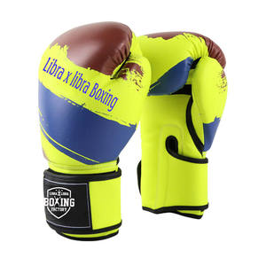 Guantes de boxeo y MMA de cuero de vaca de alta calidad Producto Premium para artes marciales - Product Image 2