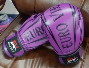 Guantes de boxeo híbridos de color caqui oscuro de marca de cuero genuino Champions, guantes de entrenamiento para gimnasio, cierre de muñeca en relieve - Product Image 2
