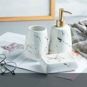 Juego de Baño de Cuatro Piezas de Resina Pulida de Diseño de Lujo de la Mejor Calidad, Efecto Mármol PILLAR, Personalizable, Impermeable para el Hogar Diario - Product Image 1