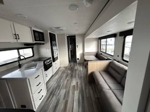 New 2026 Jayco Jay F-l-i-g-h-t Slx 321BDS Export grade travel <b>trailers</b> offered for bulk trade Ready to ship - Product Image 4